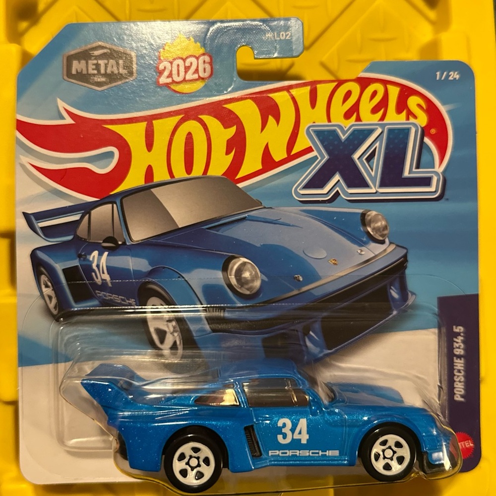 Hot Wheels XL Blue Porsche 934.5